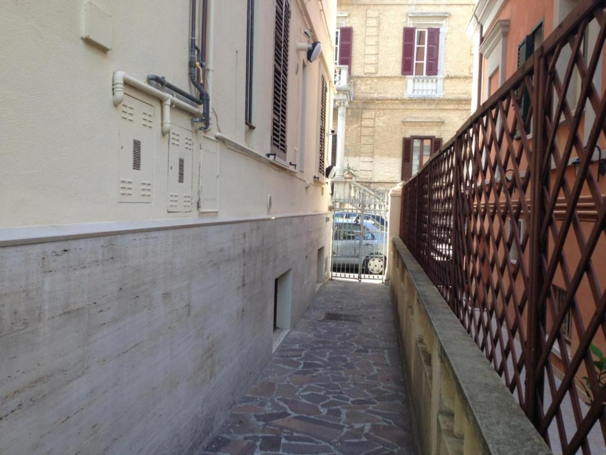 Marco Holiday Apartment Pescara Exterior foto